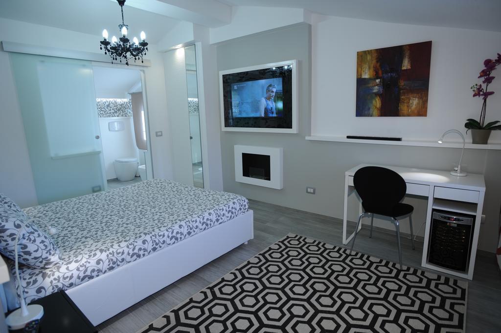 H5-5H Luxury Room マラネッロ エクステリア 写真