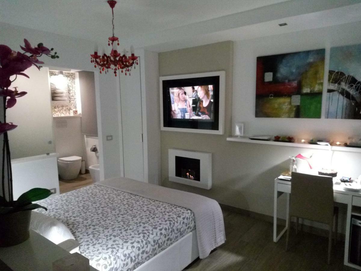 H5-5H Luxury Room マラネッロ エクステリア 写真